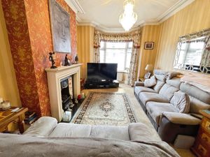 Lounge- click for photo gallery